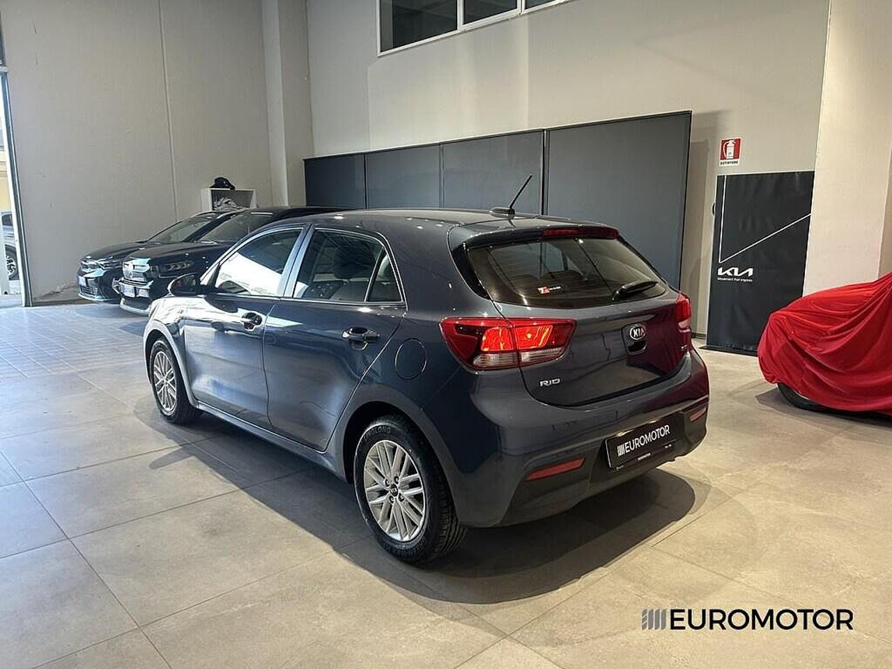 Kia Kia Rio usata, con vetri elettrici