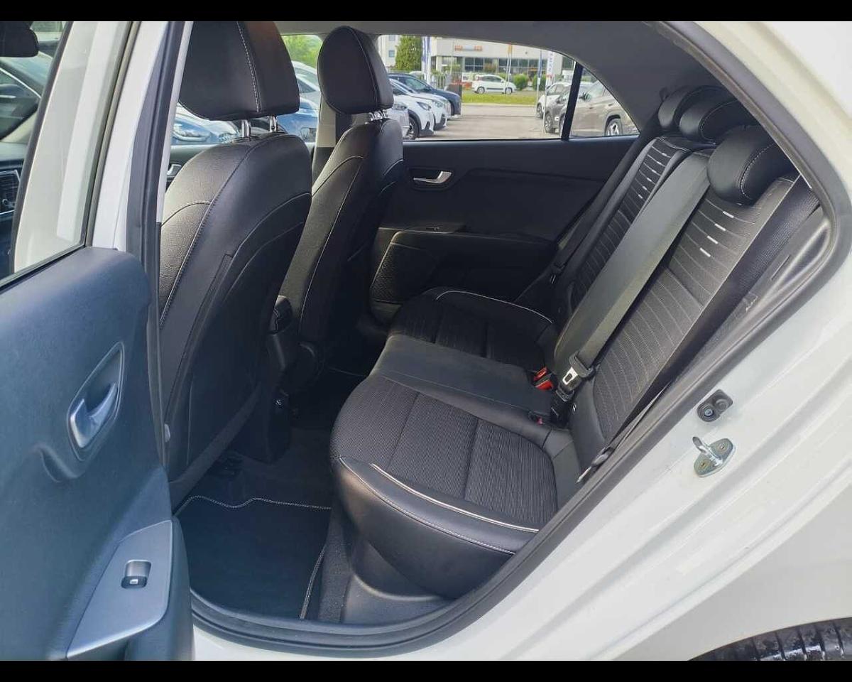 Kia Kia Rio usata, con 6x Airbag (fontali + laterali + testa)