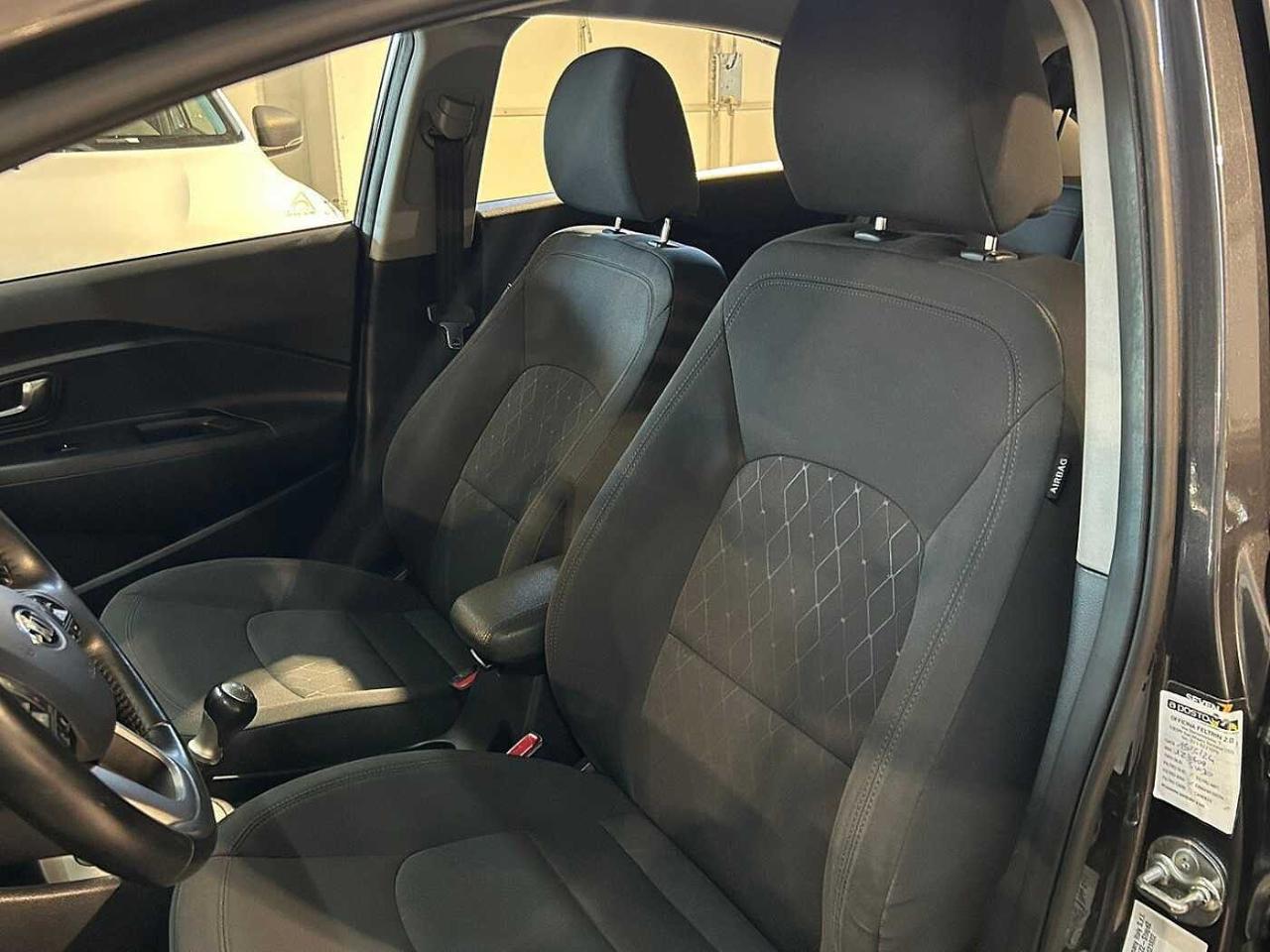 Kia Kia Rio usata, con 4 cilindri