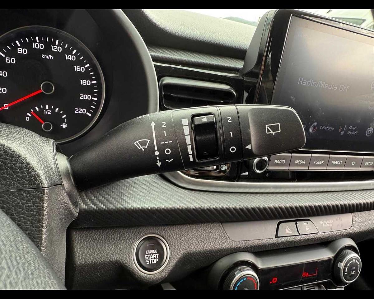 Kia Kia Rio usata 9