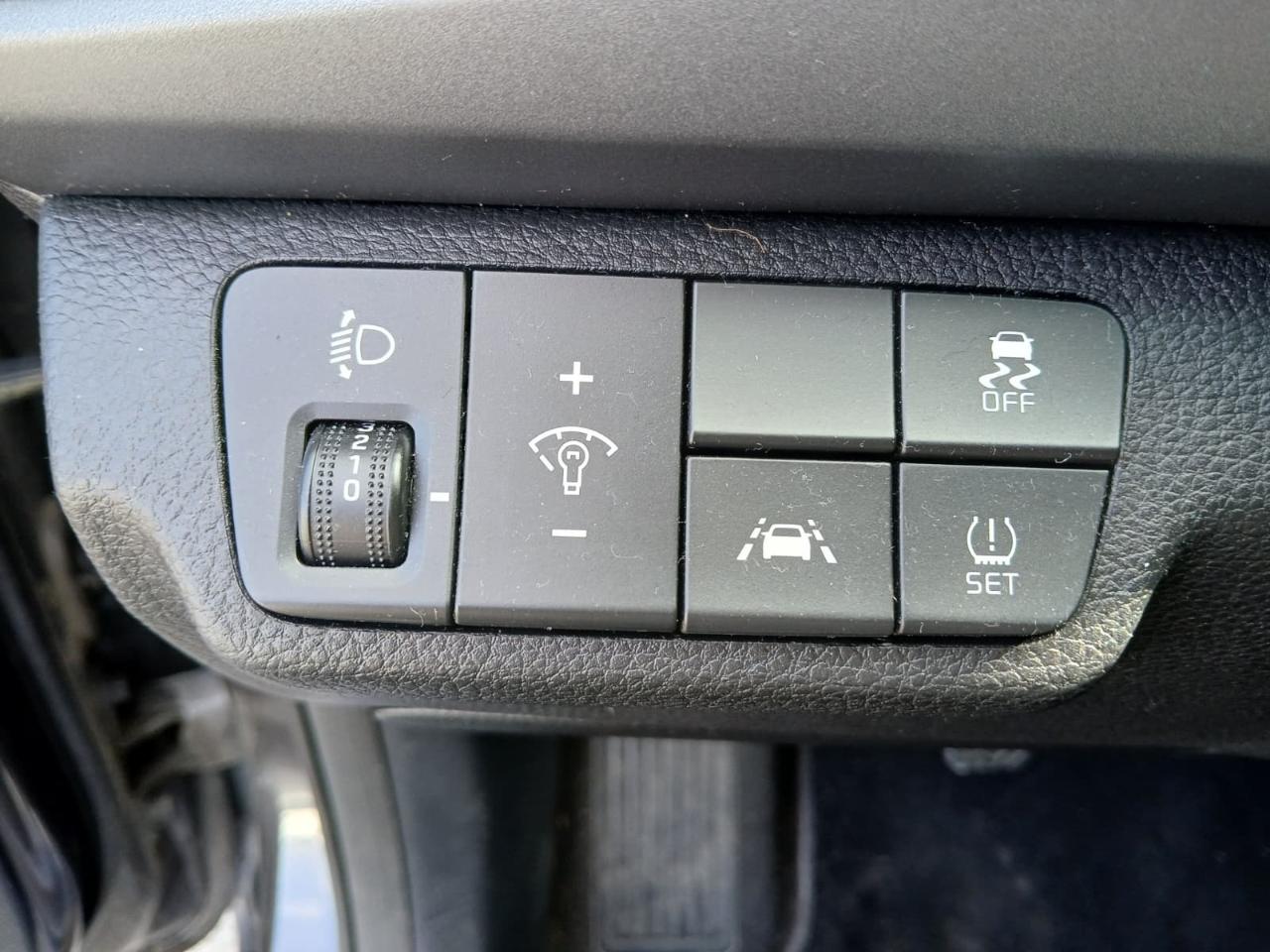 Kia Kia Rio usata 13