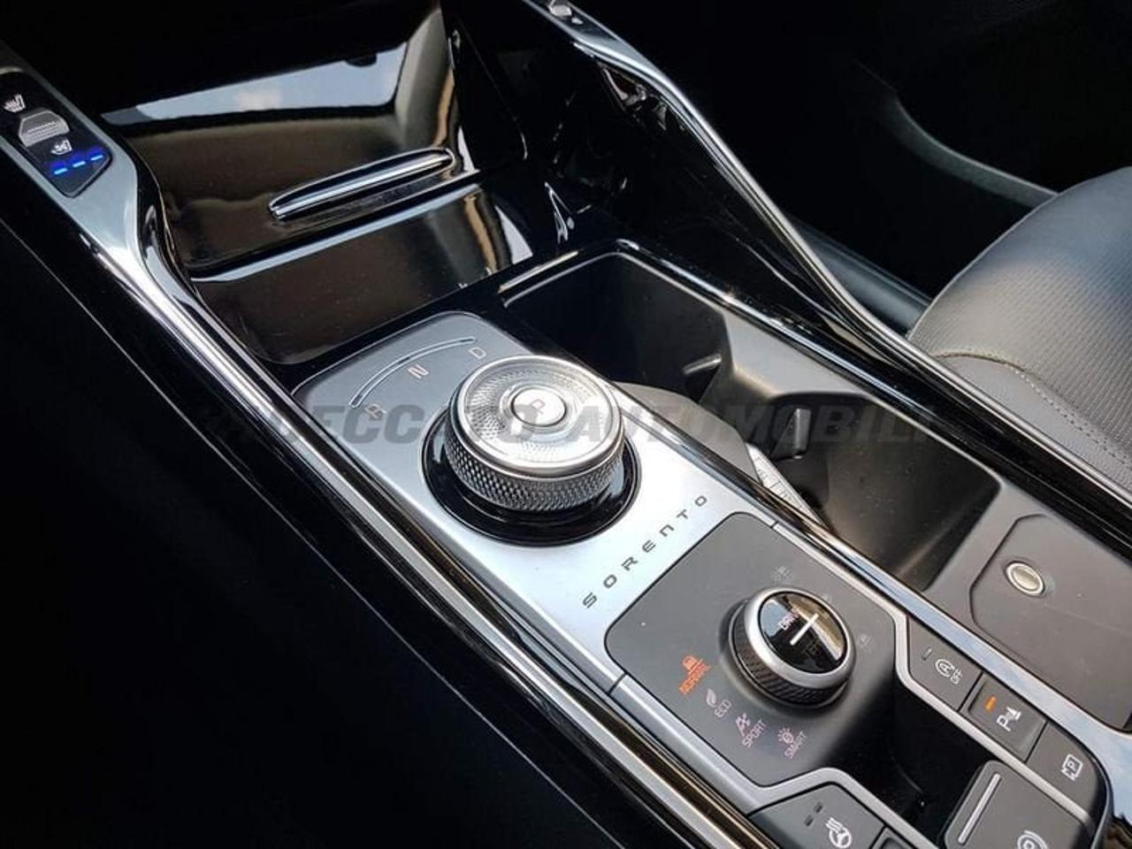 Kia Kia Sorento usata, con alzacristalli elettrici