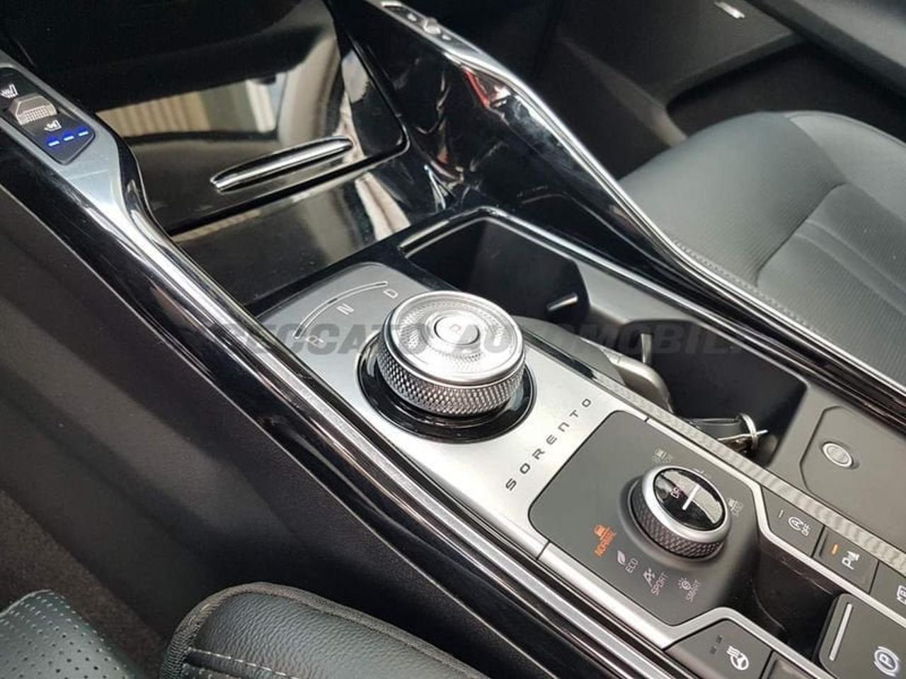 Kia Kia Sorento usata, con alzacristalli elettrici