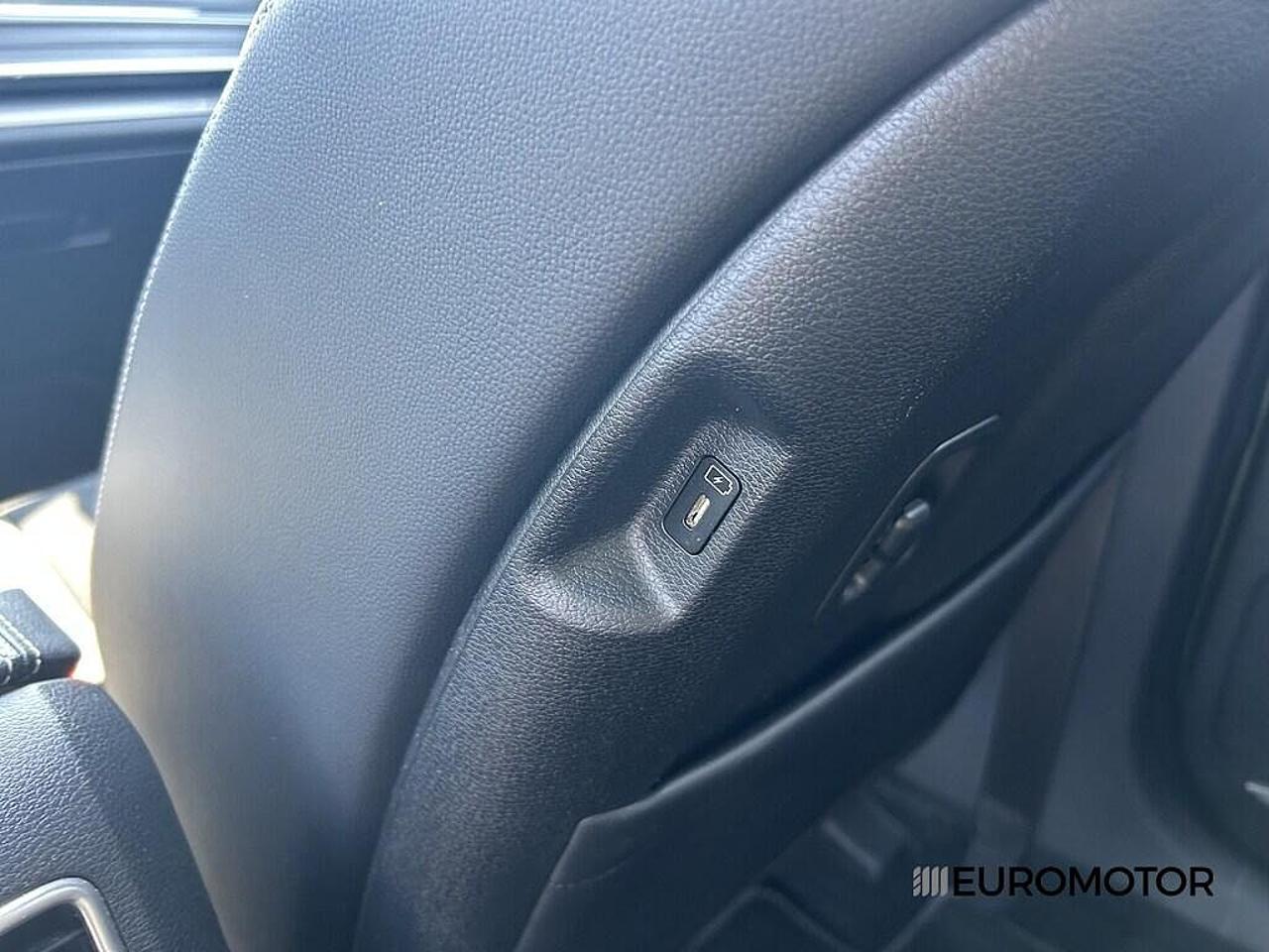 Kia Kia Sportage usata, con interno black