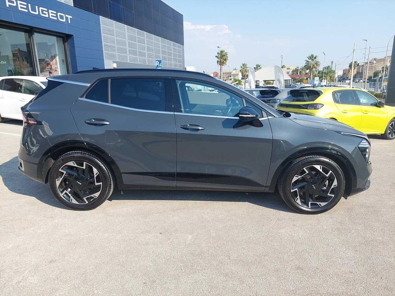 Kia Kia Sportage usata, con barre longitudinali al tetto