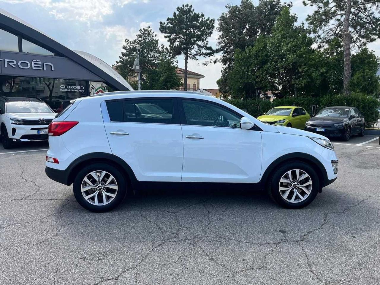 Kia Kia Sportage usata, con airbag frontali, anteriori e posteriori a tendina e laterali anteriori