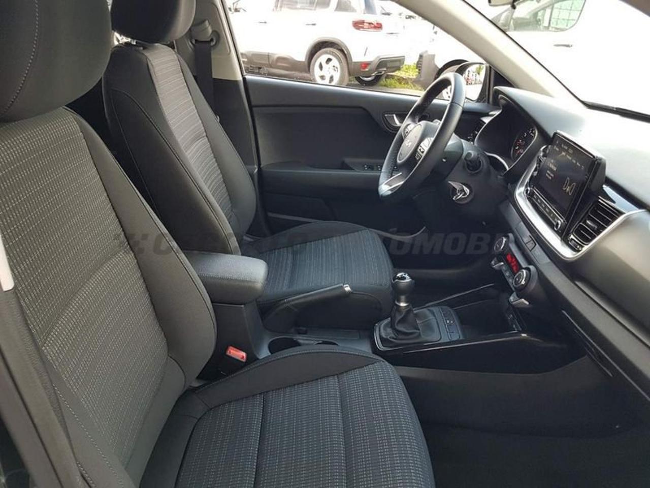 Kia Kia Stonic usata 17