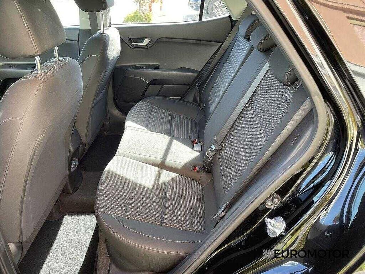 Kia Kia Stonic usata, con 4 cilindri