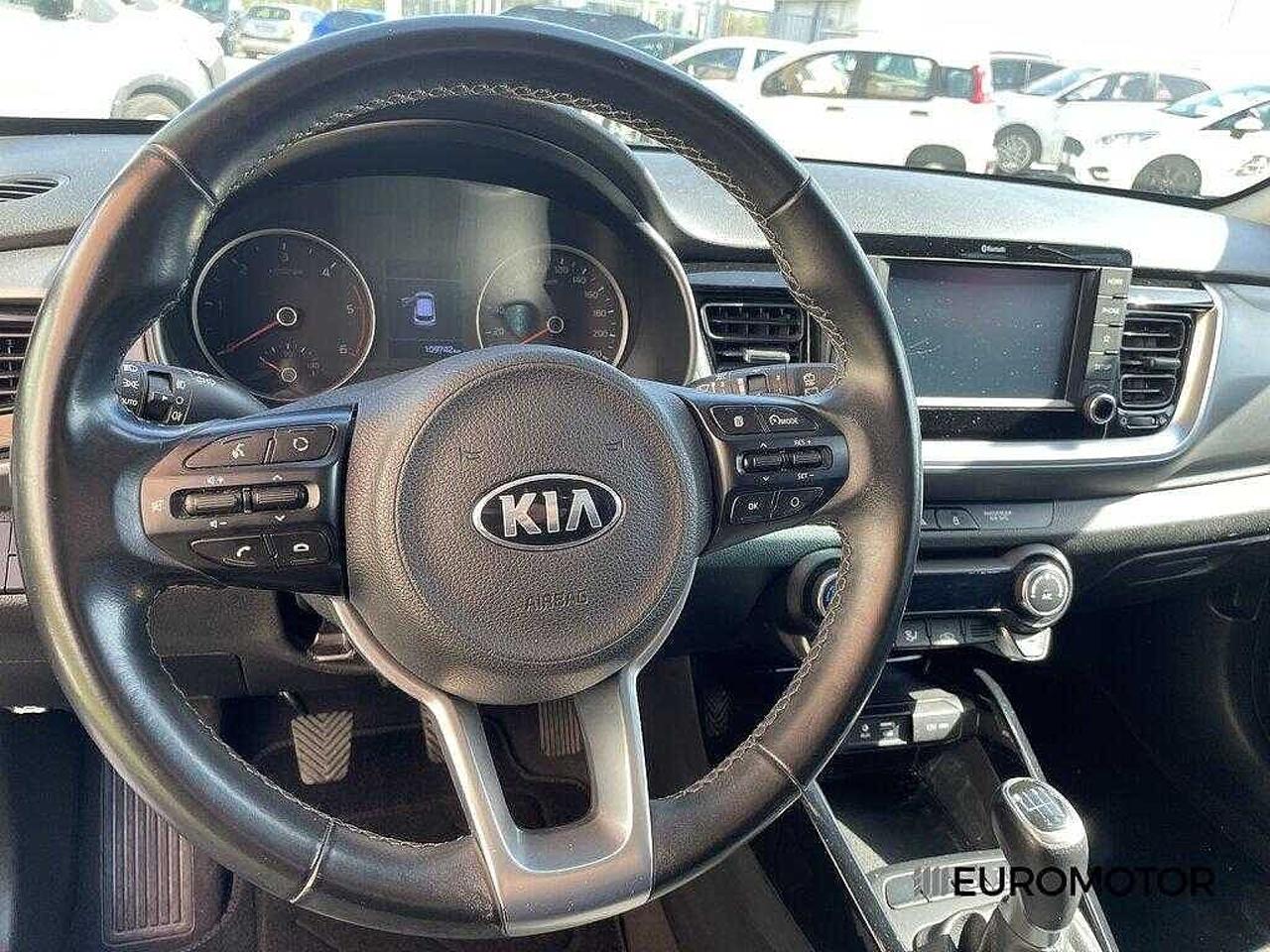 Kia Kia Stonic usata, con 6 marce