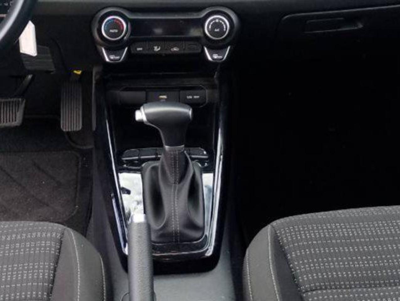Kia Kia Stonic usata 7
