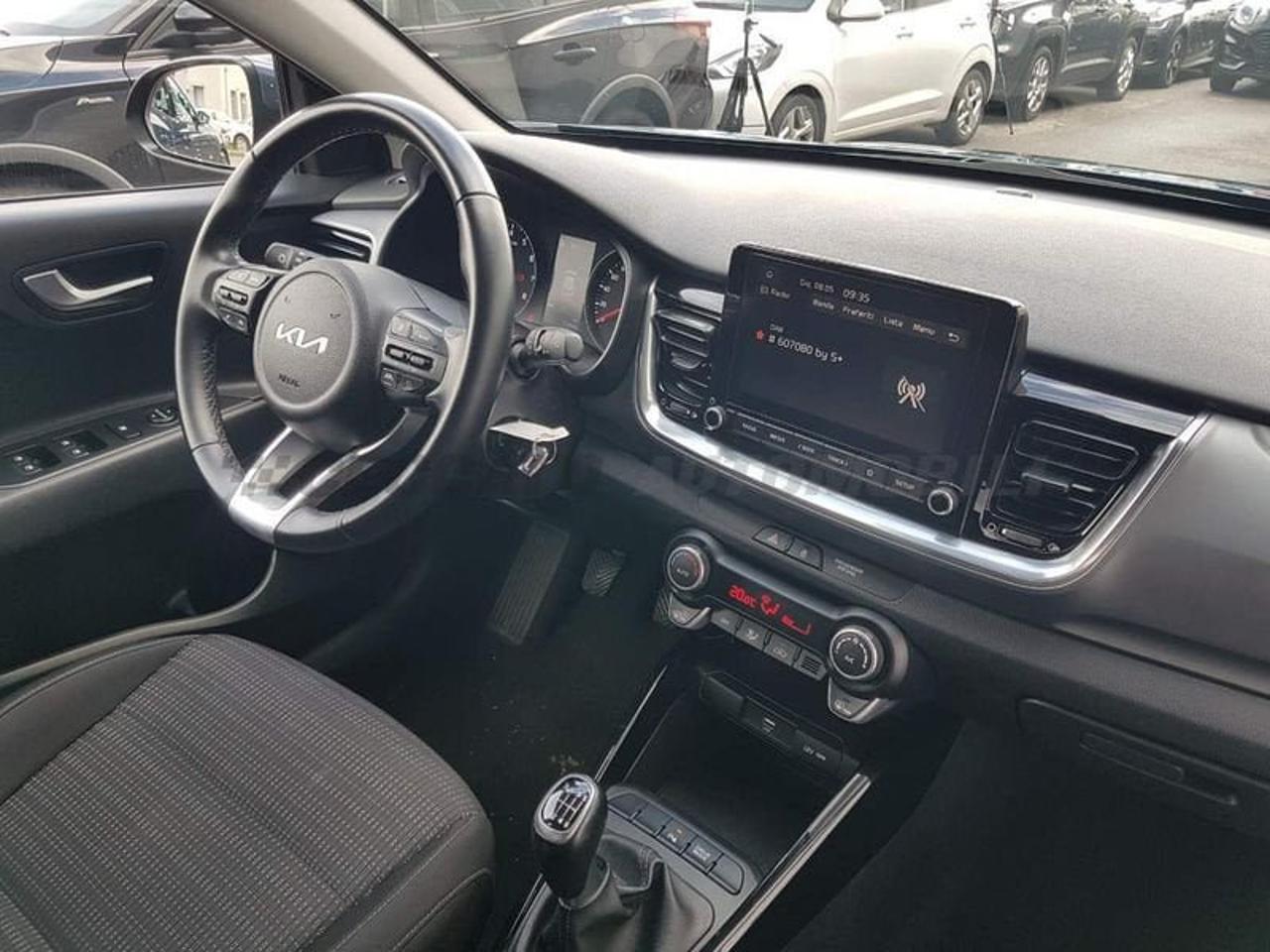 Kia Kia Stonic usata 15