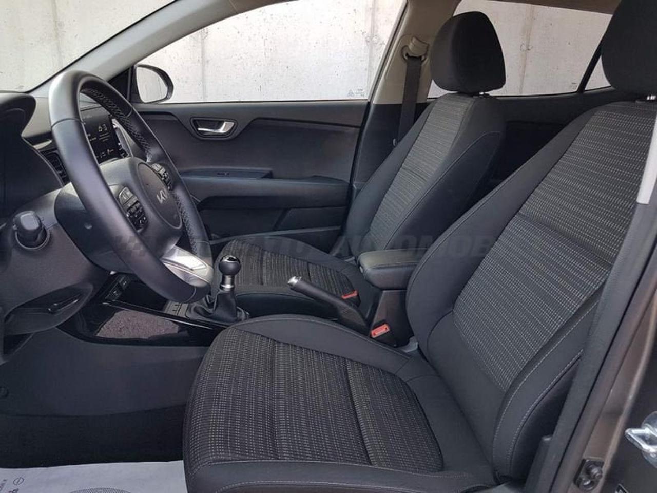 Kia Kia Stonic usata, con cerchi in lega
