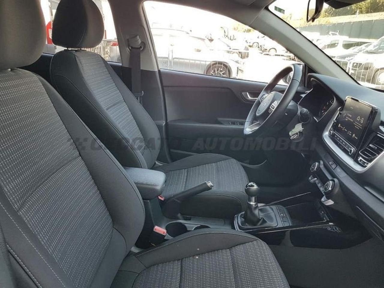Kia Kia Stonic usata 17