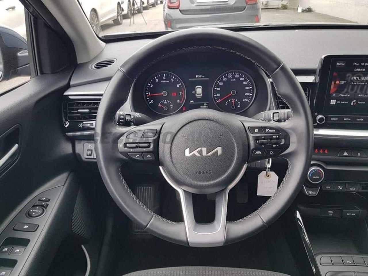 Kia Kia Stonic usata 13