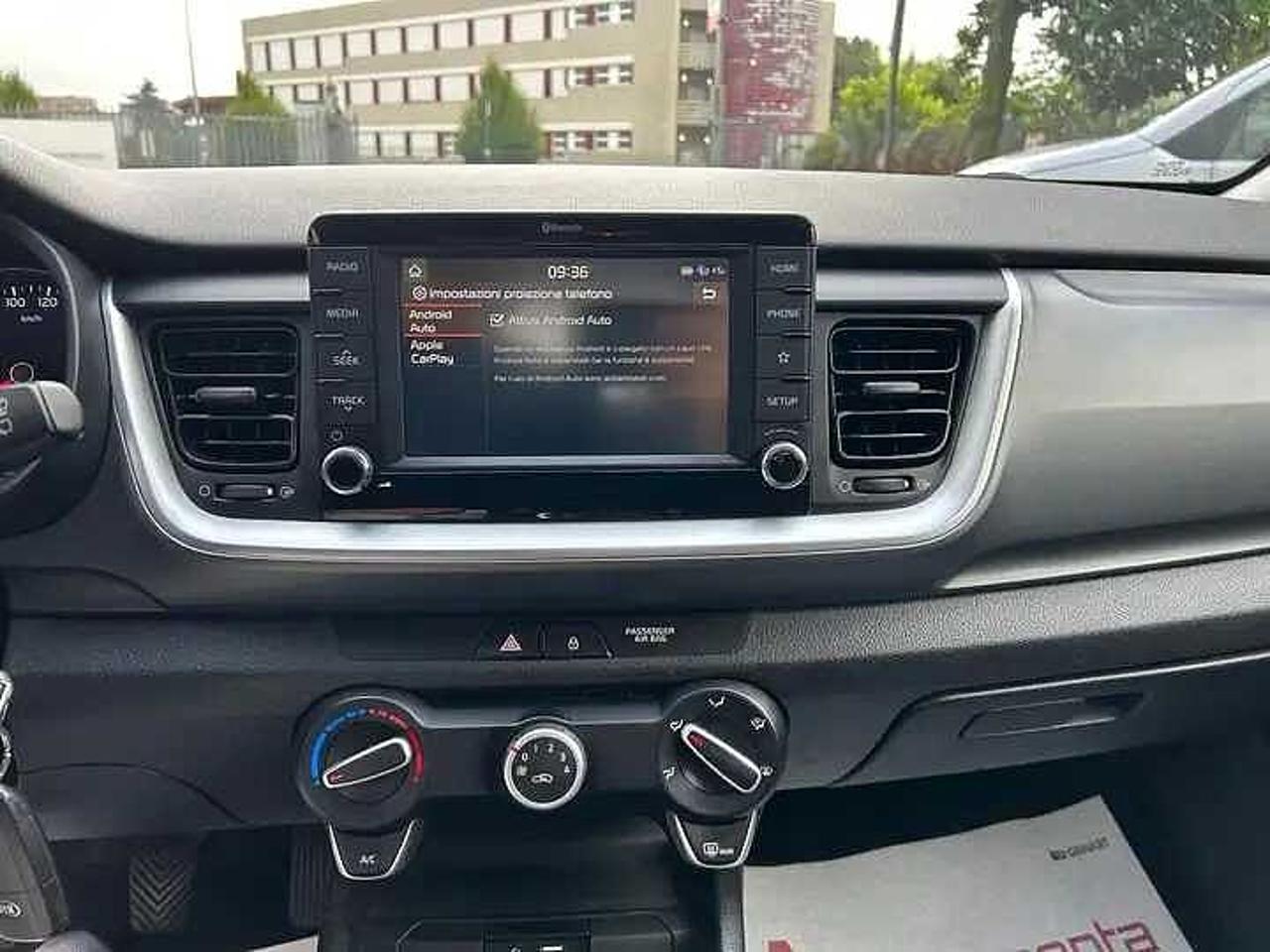 Kia Kia Stonic usata, con 7 anni di garanzia/150.000 km (secondo disposizioni della casa)
