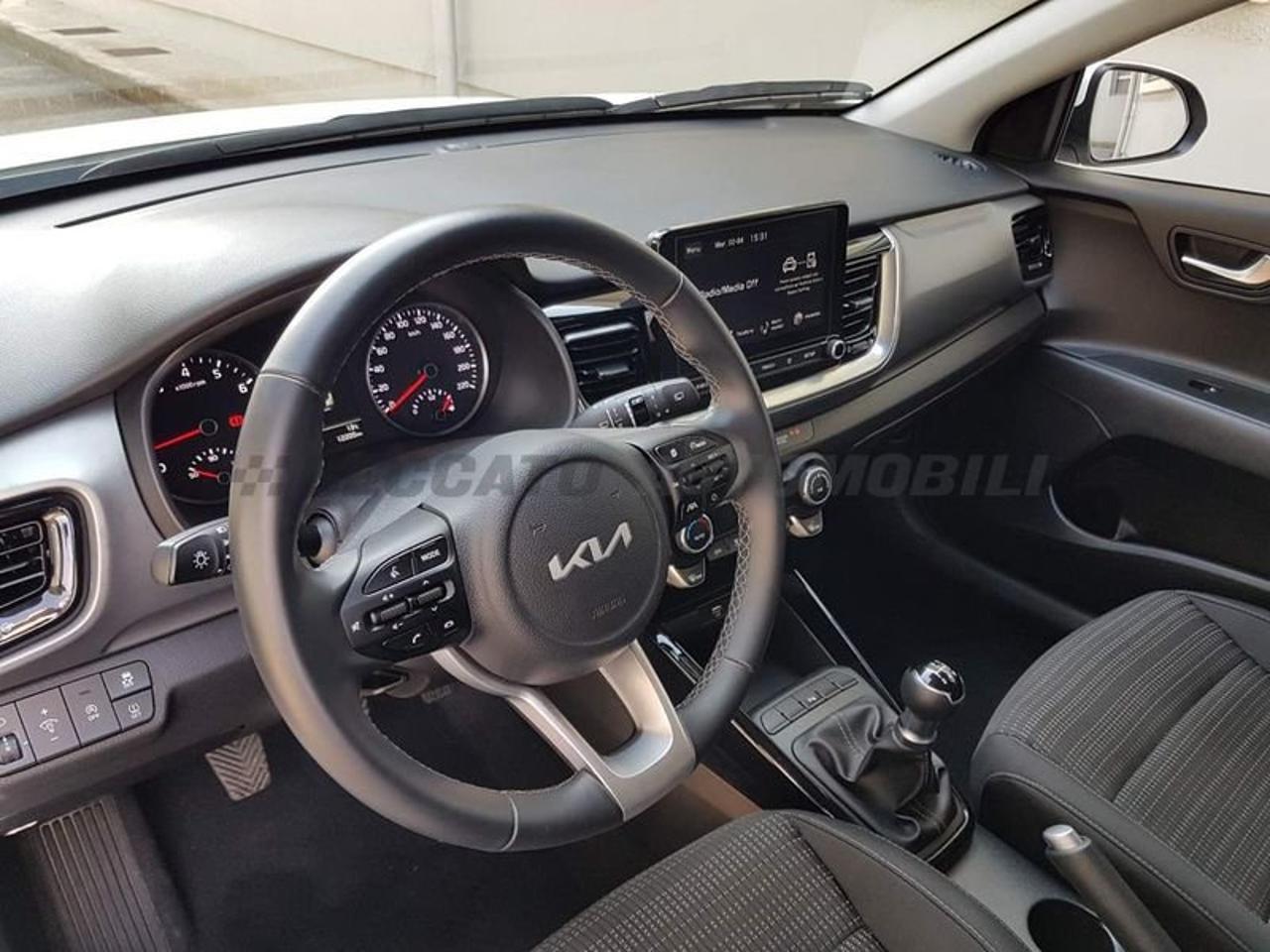 Kia Kia Stonic usata 12