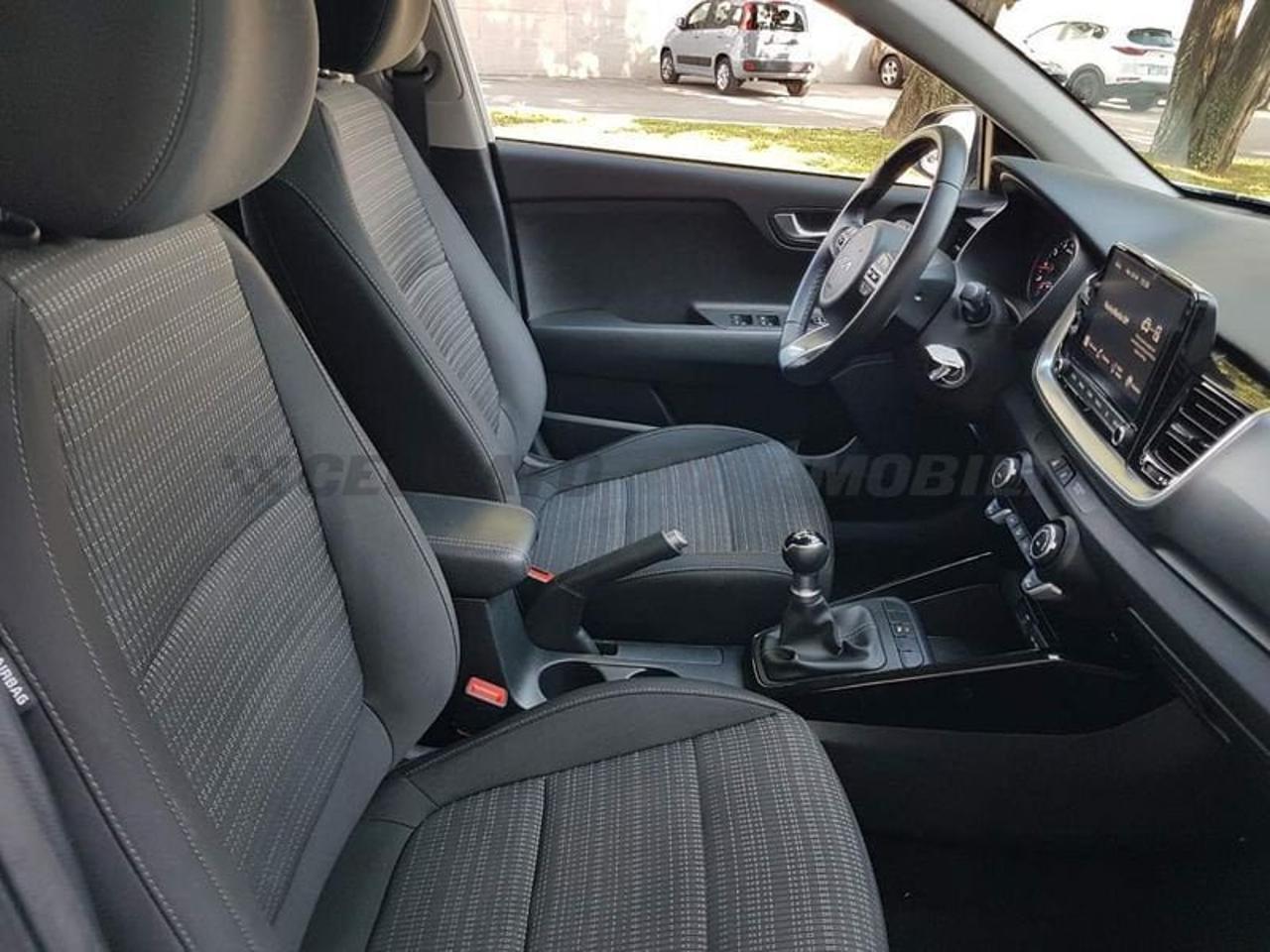 Kia Kia Stonic usata 17