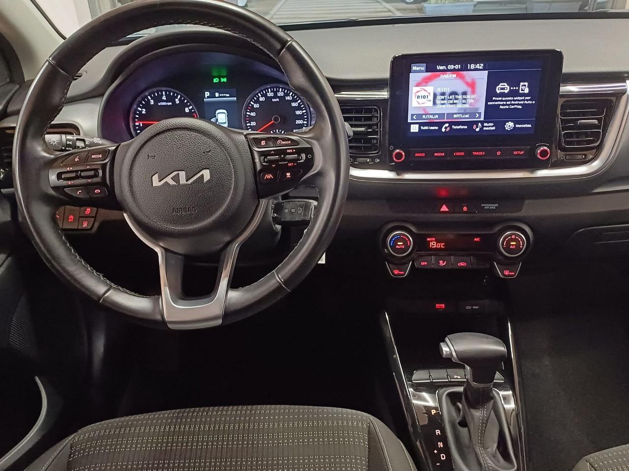 Kia Kia Stonic usata 24