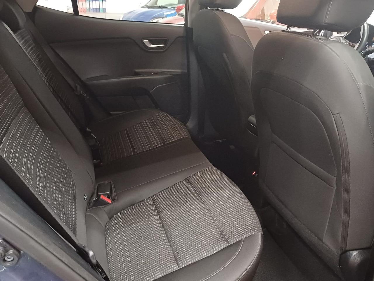 Kia Kia Stonic usata 26