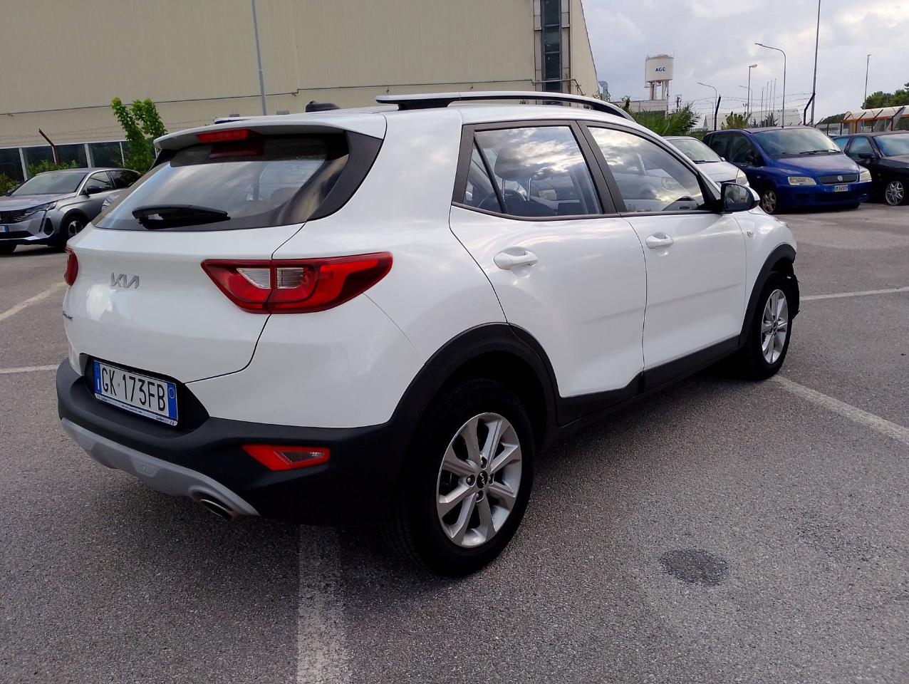 Kia Kia Stonic usata 9