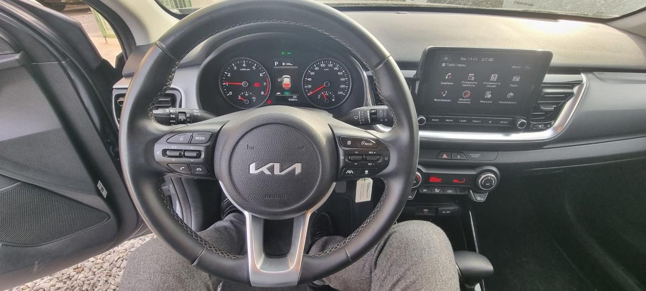 Kia Kia Stonic usata 14