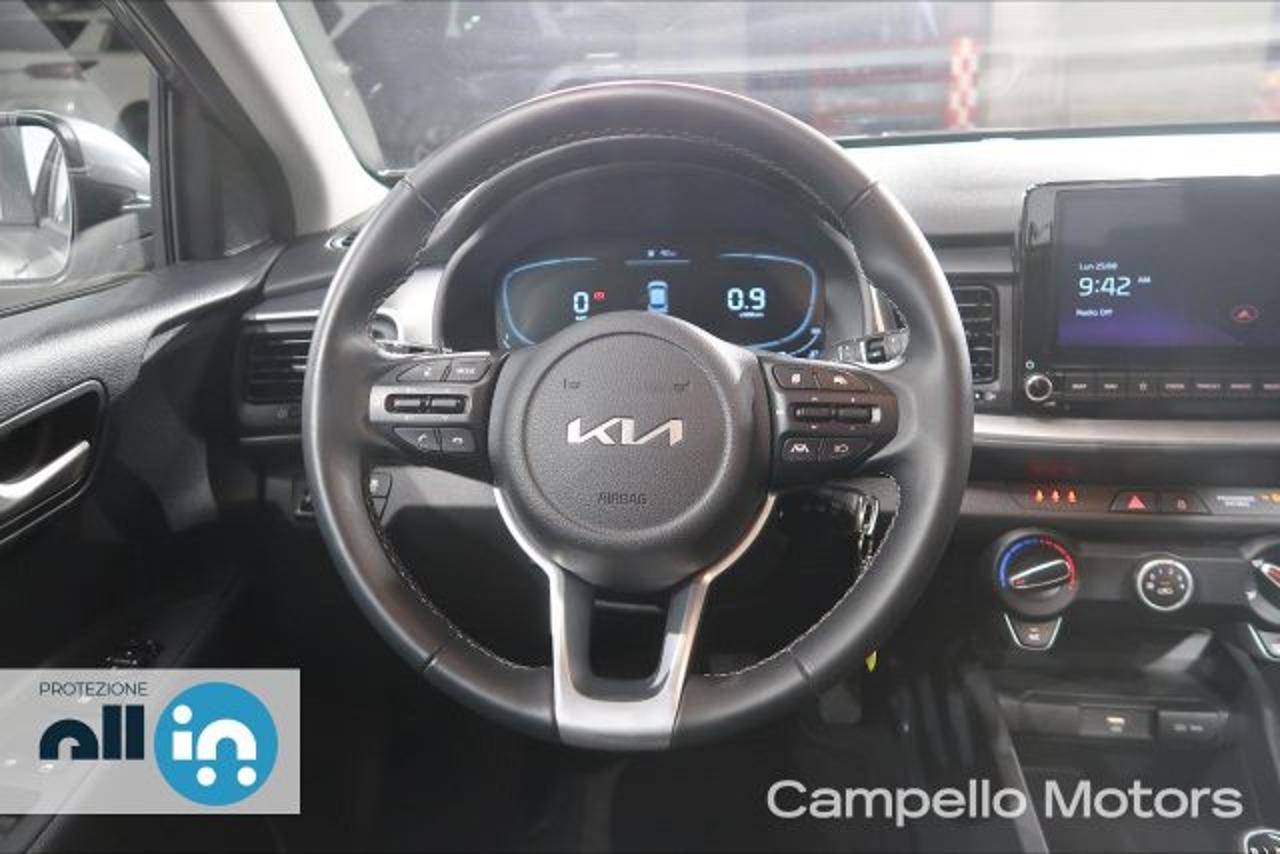 Kia Kia Stonic usata 16