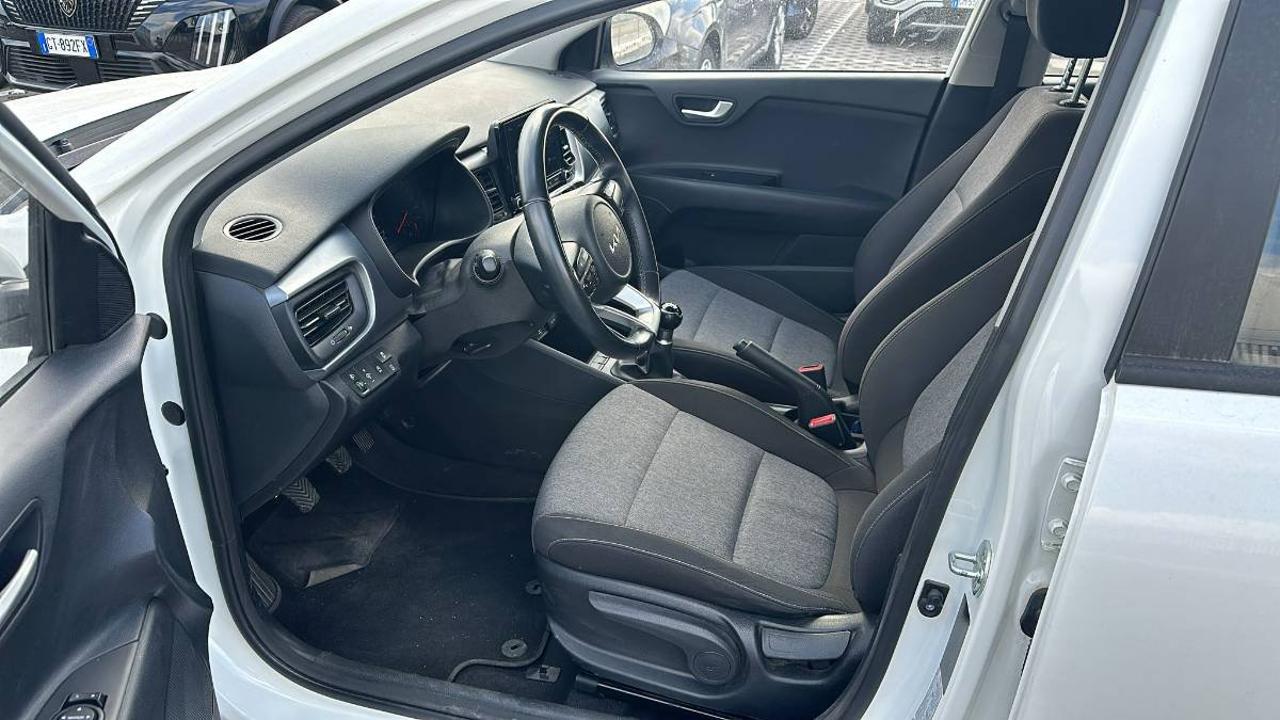 Kia Kia Stonic usata 13