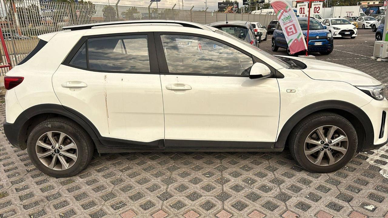 Kia Kia Stonic usata 16