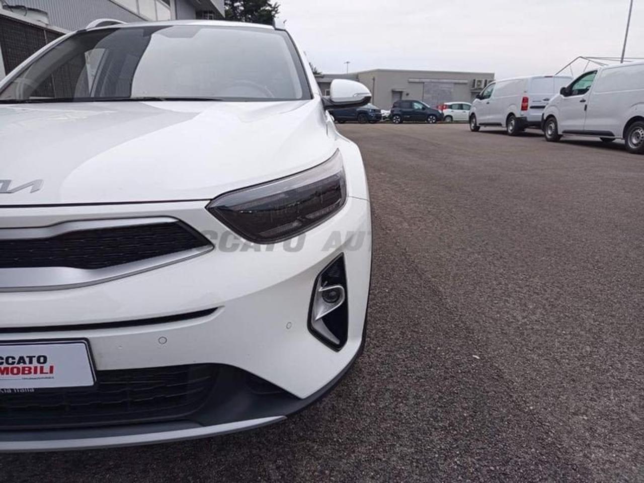 Kia Kia Stonic usata 9