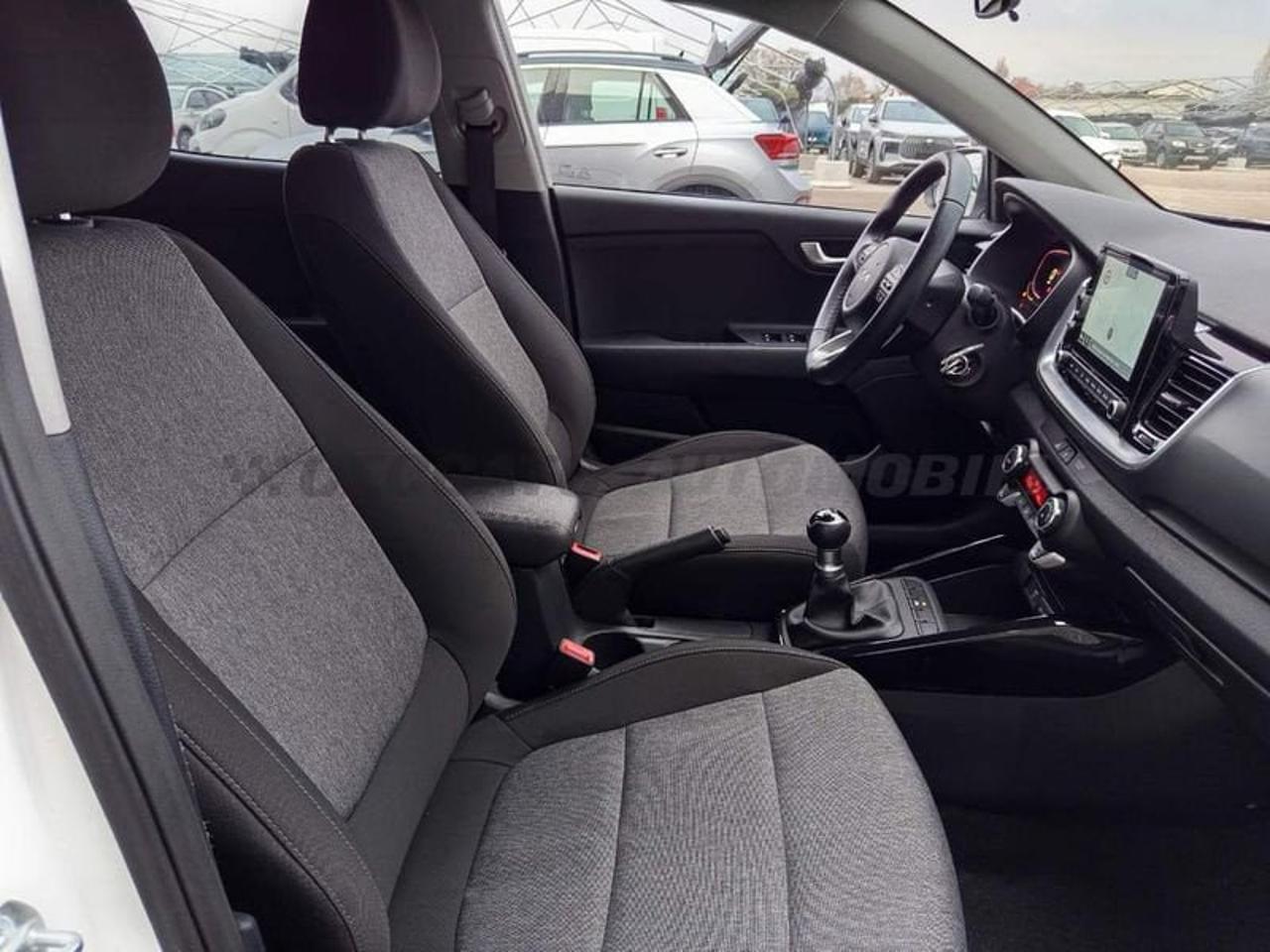 Kia Kia Stonic usata 17