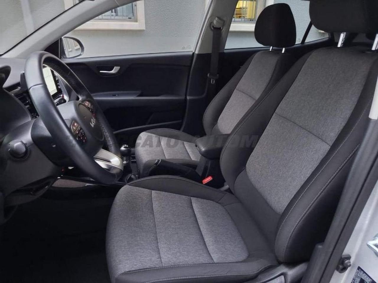 Kia Kia Stonic usata 4