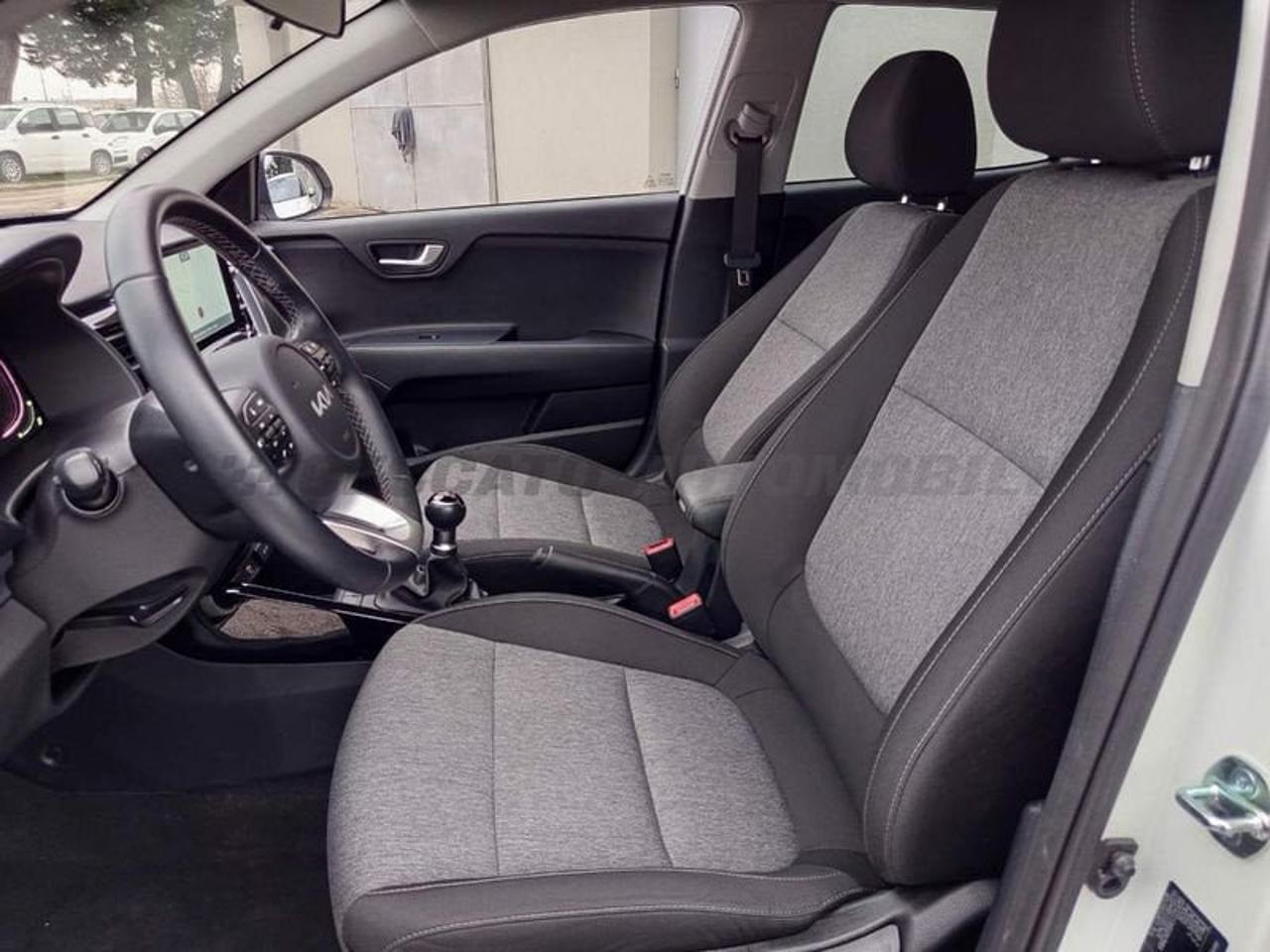 Kia Kia Stonic usata 4