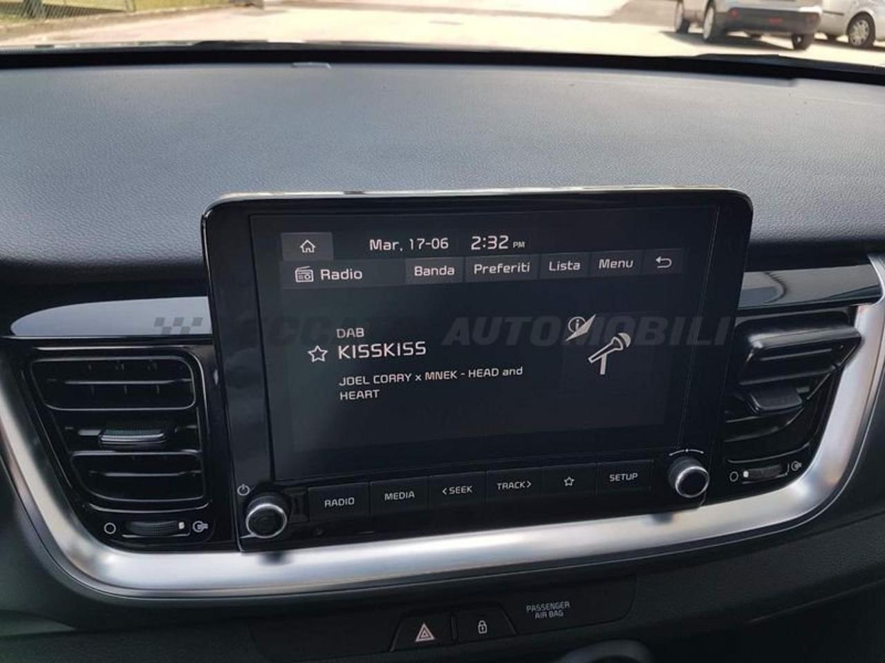 Kia Kia Stonic usata 16