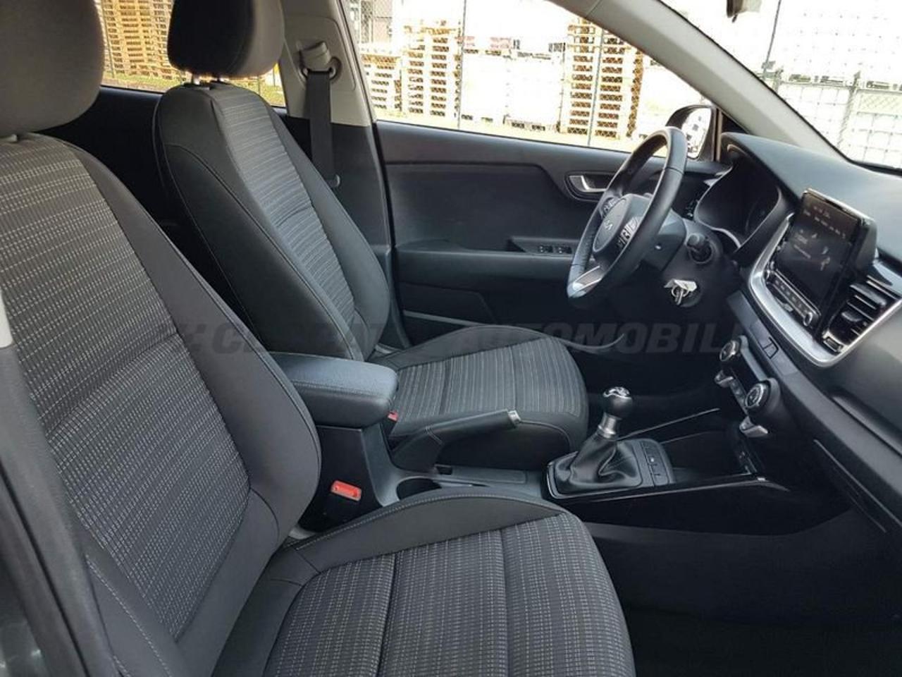 Kia Kia Stonic usata 17