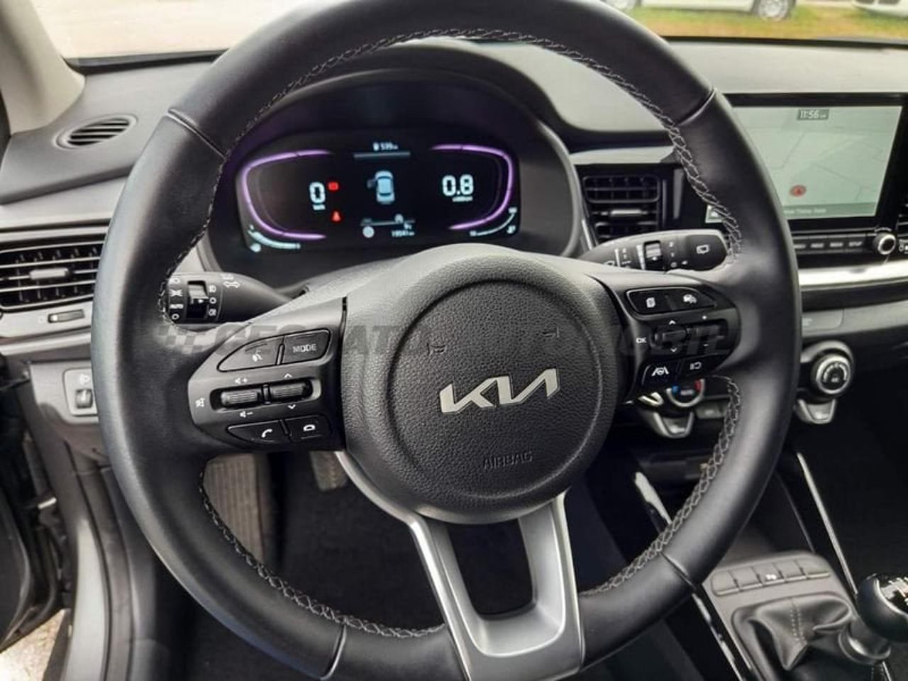 Kia Kia Stonic usata 15