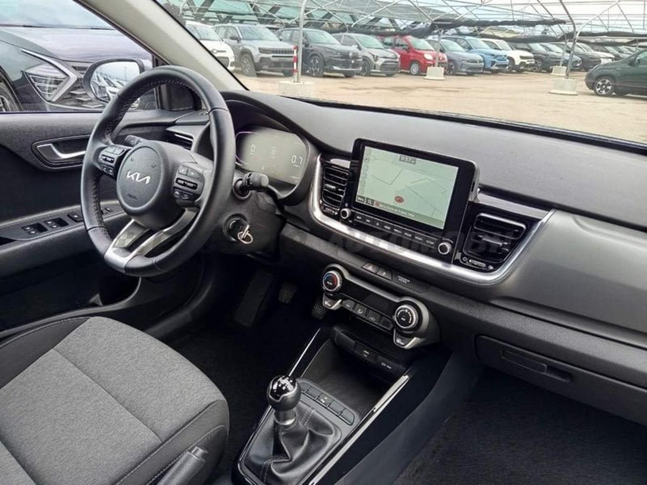 Kia Kia Stonic usata 22