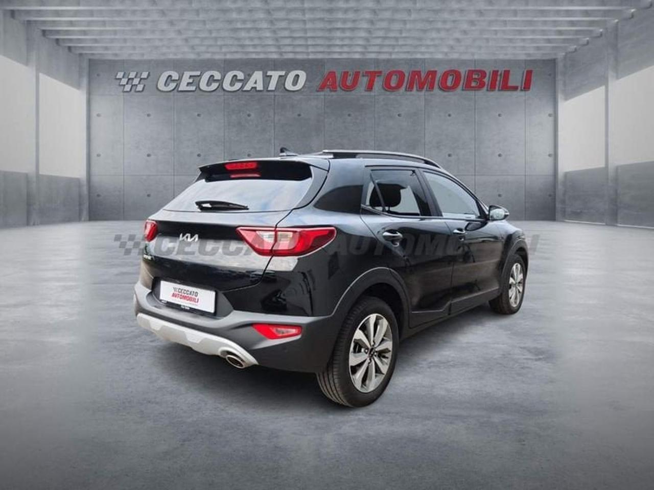 Kia Kia Stonic usata 8