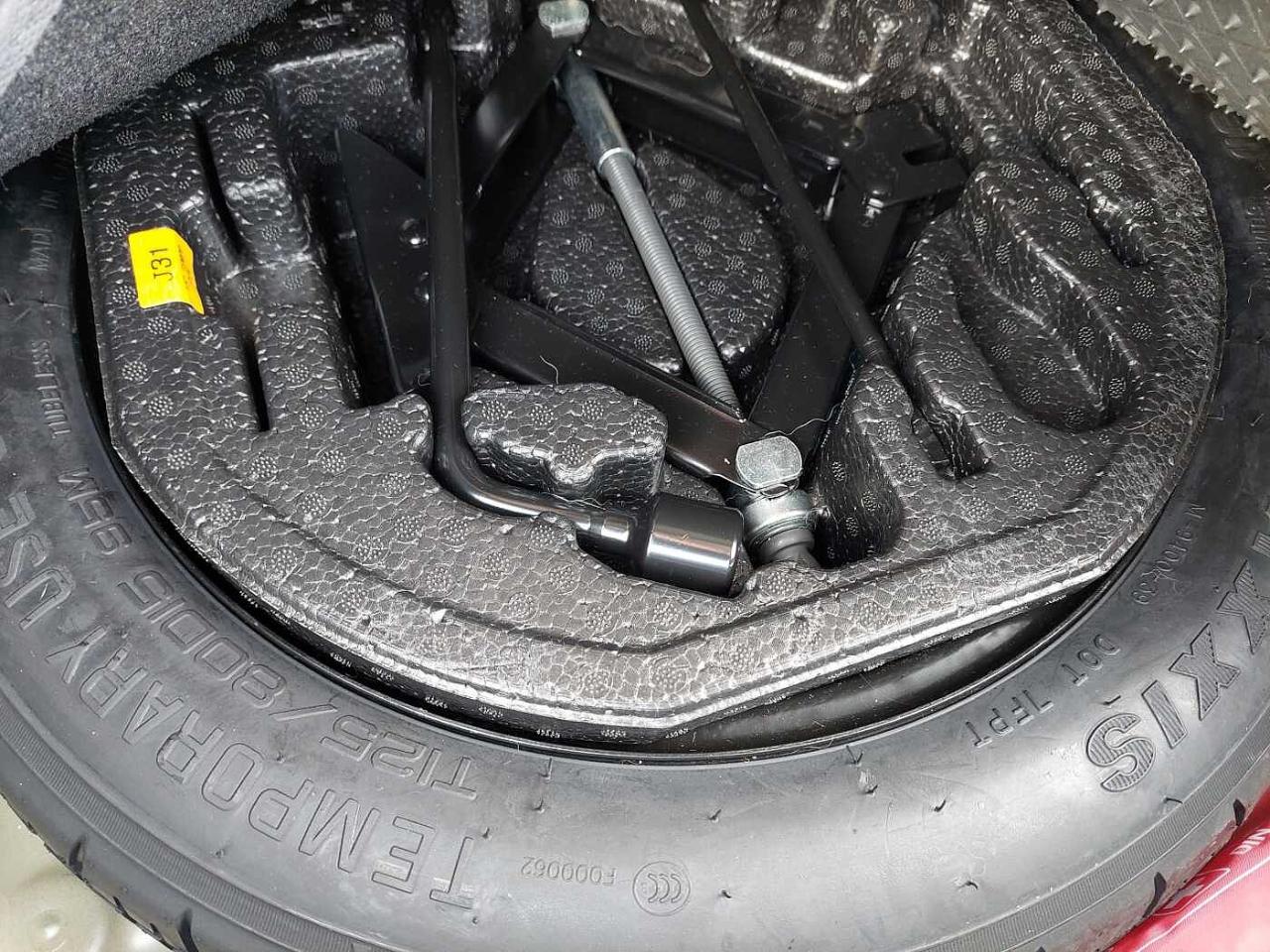 Kia Kia Stonic usata 4