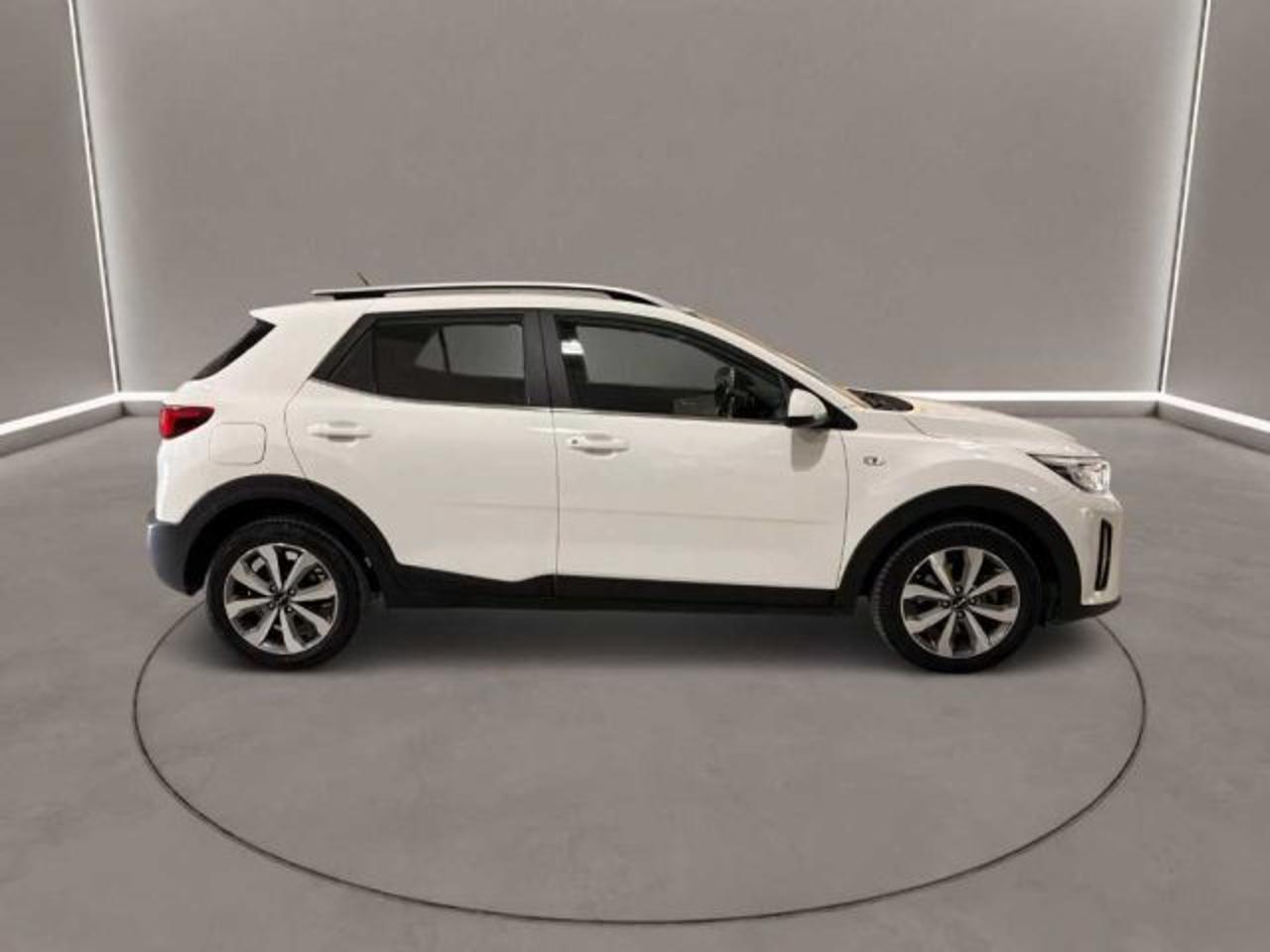 Kia Kia Stonic usata 14