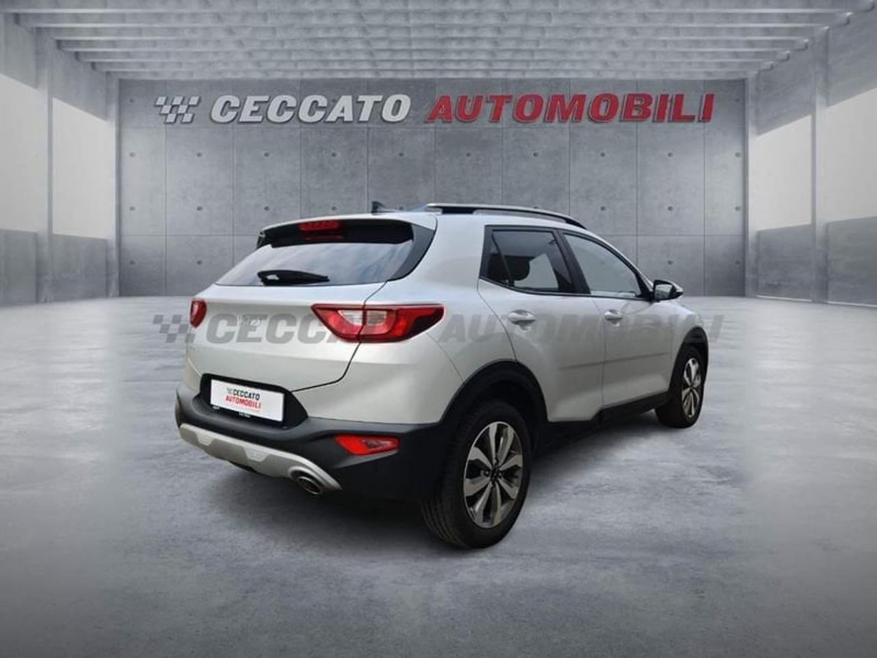 Kia Kia Stonic usata 8