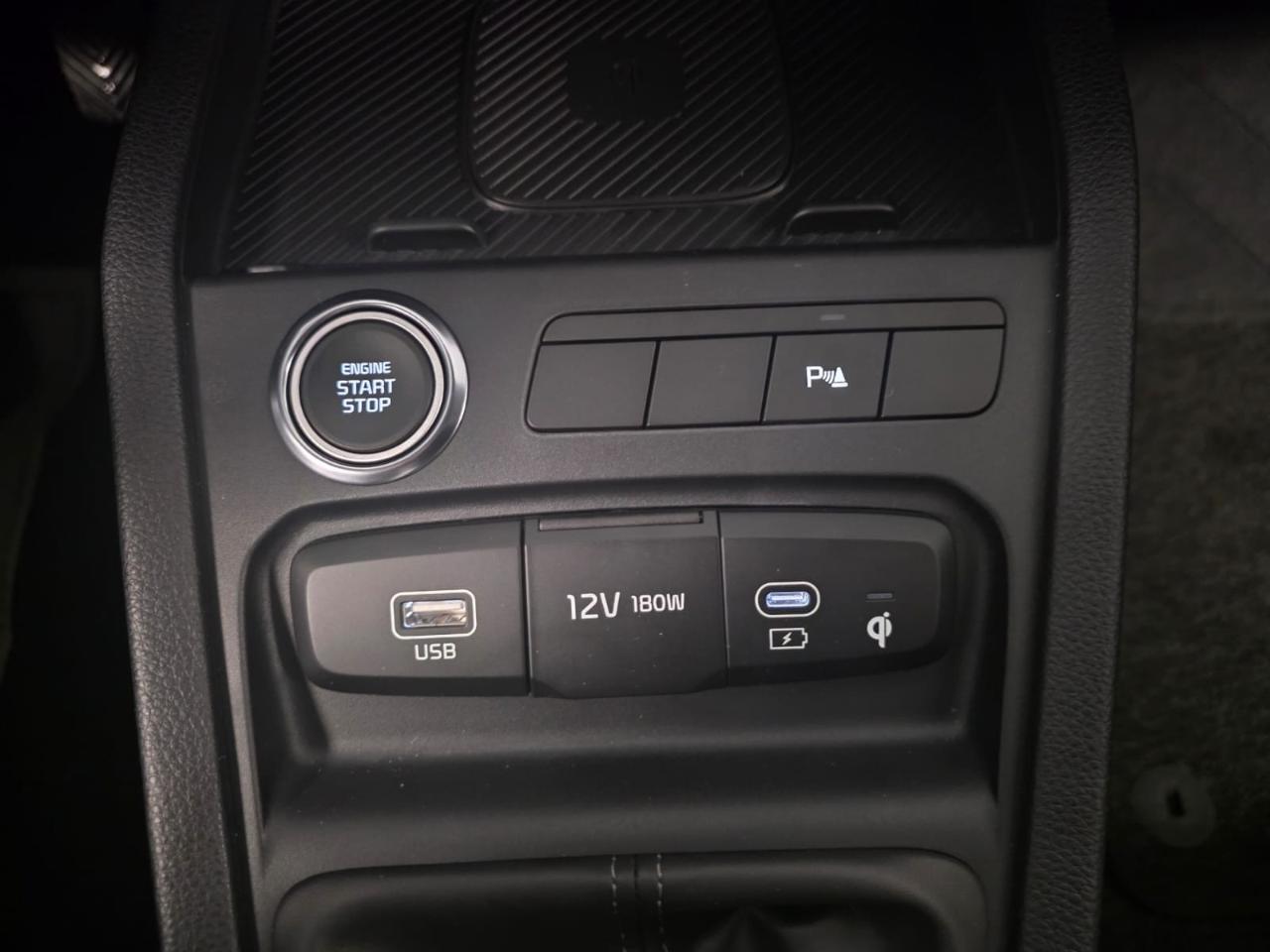 Kia Kia Stonic usata 13