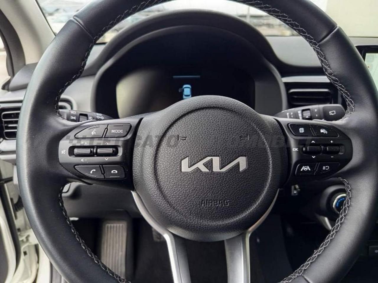 Kia Kia Stonic usata 14
