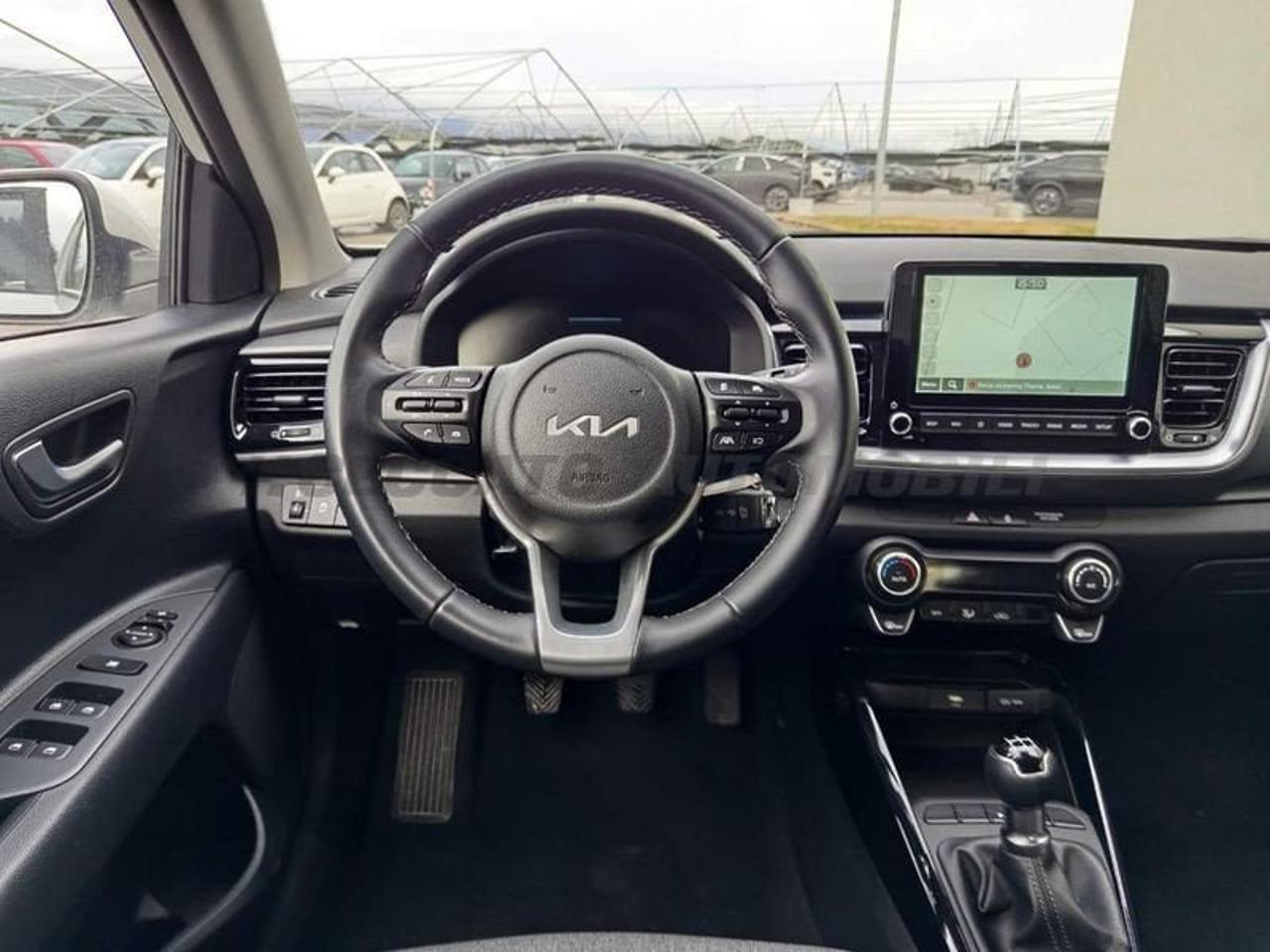 Kia Kia Stonic usata 24