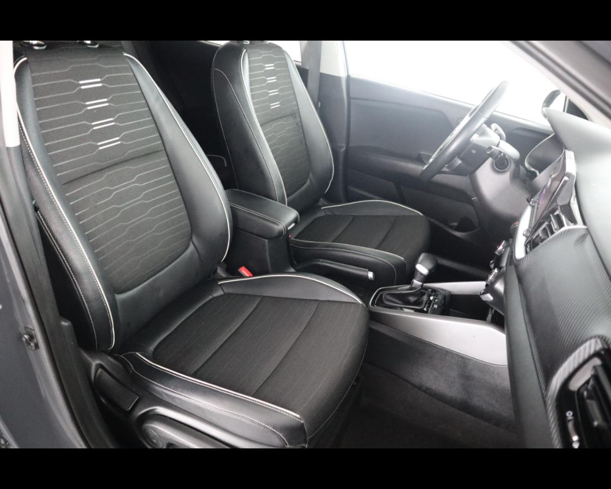 Kia Kia Stonic usata 8