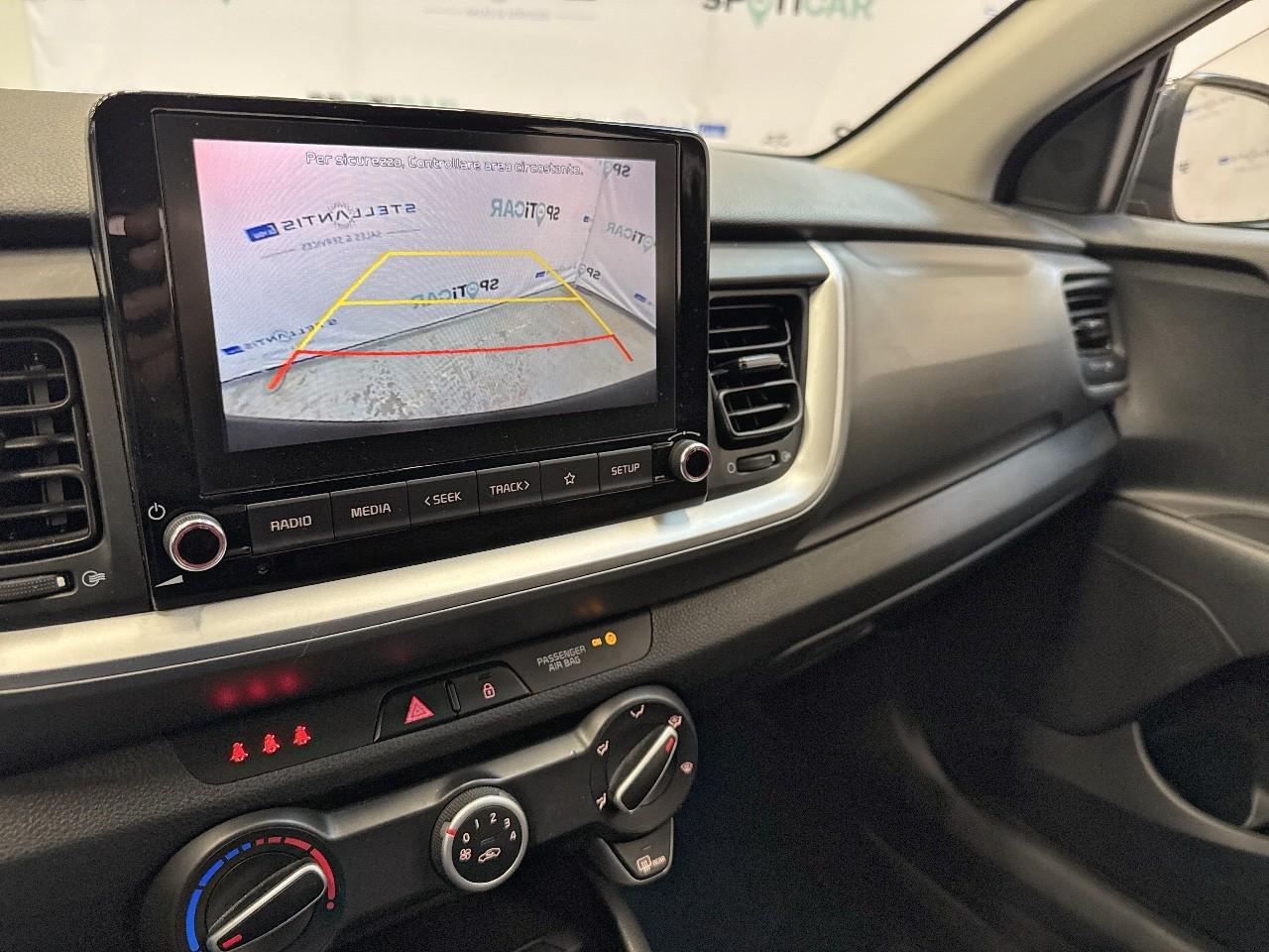 Kia Kia Stonic usata 8