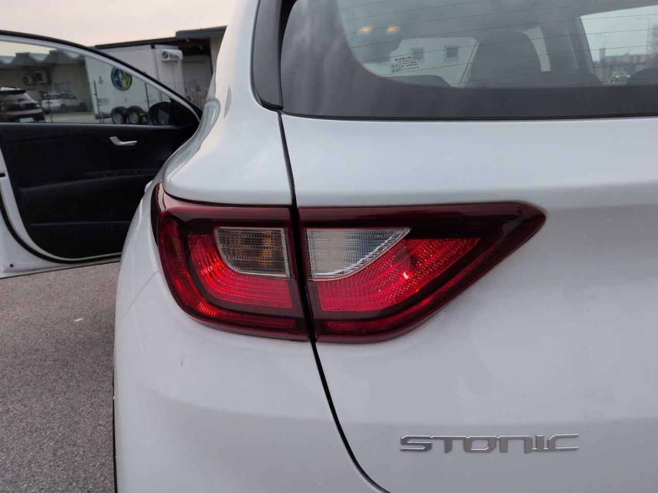 Kia Kia Stonic usata 8
