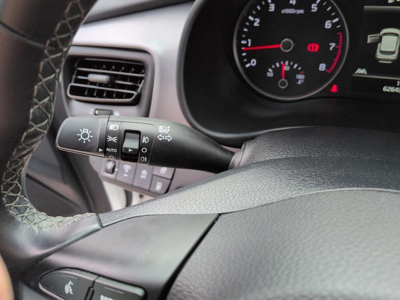 Kia Kia Stonic usata 13