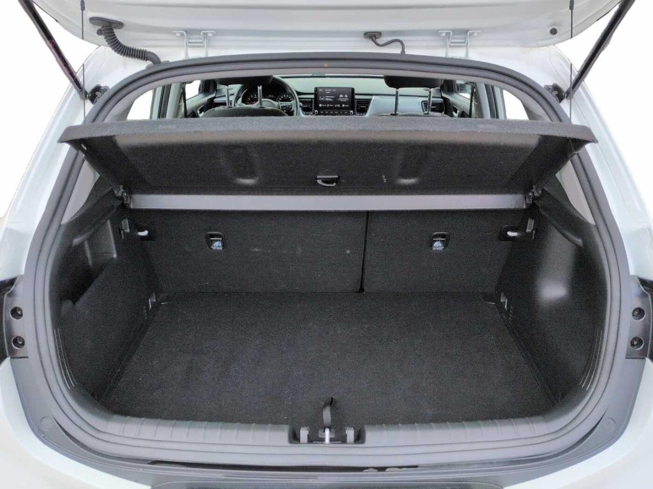 Kia Kia Stonic usata 18