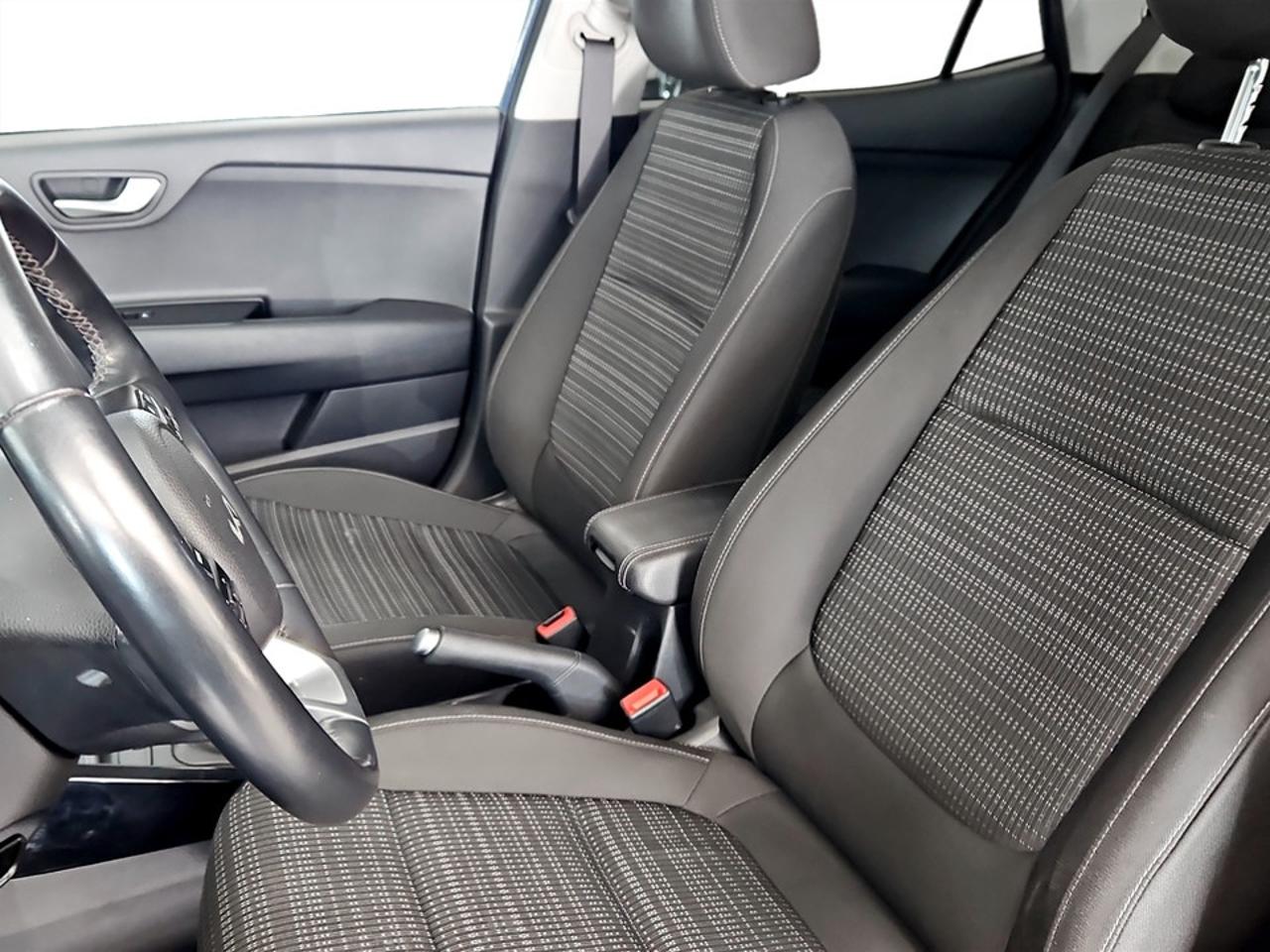 Kia Kia Stonic usata 19