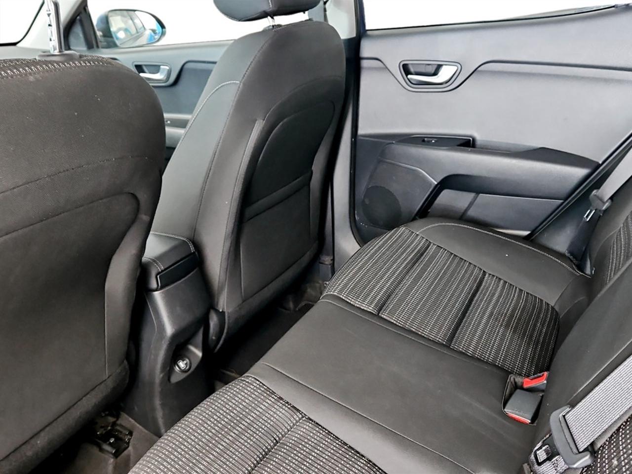 Kia Kia Stonic usata 8